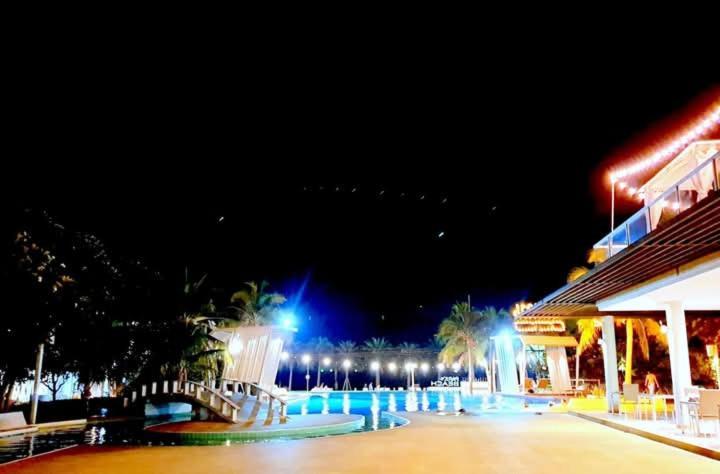 Studio Room Seaview Jomtien Exterior photo