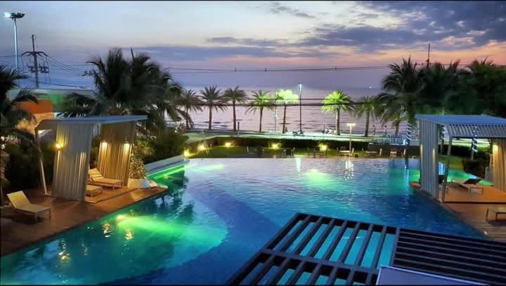 Studio Room Seaview Jomtien Exterior photo